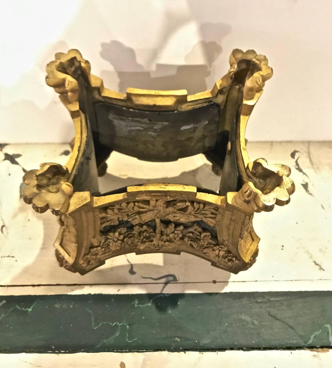 Gilt Bronze Cache Pot, Napoleon III In Good Condition In Pasadena, CA
