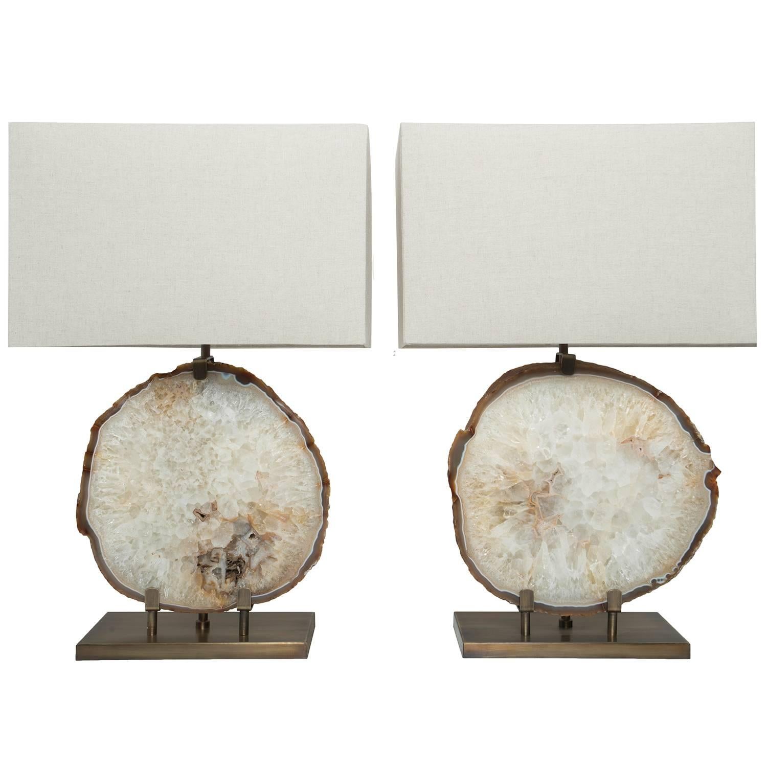 Pair of Brazilian Beige Agate Table Lamps, Brushed Brass Base, Beige Linen Shade