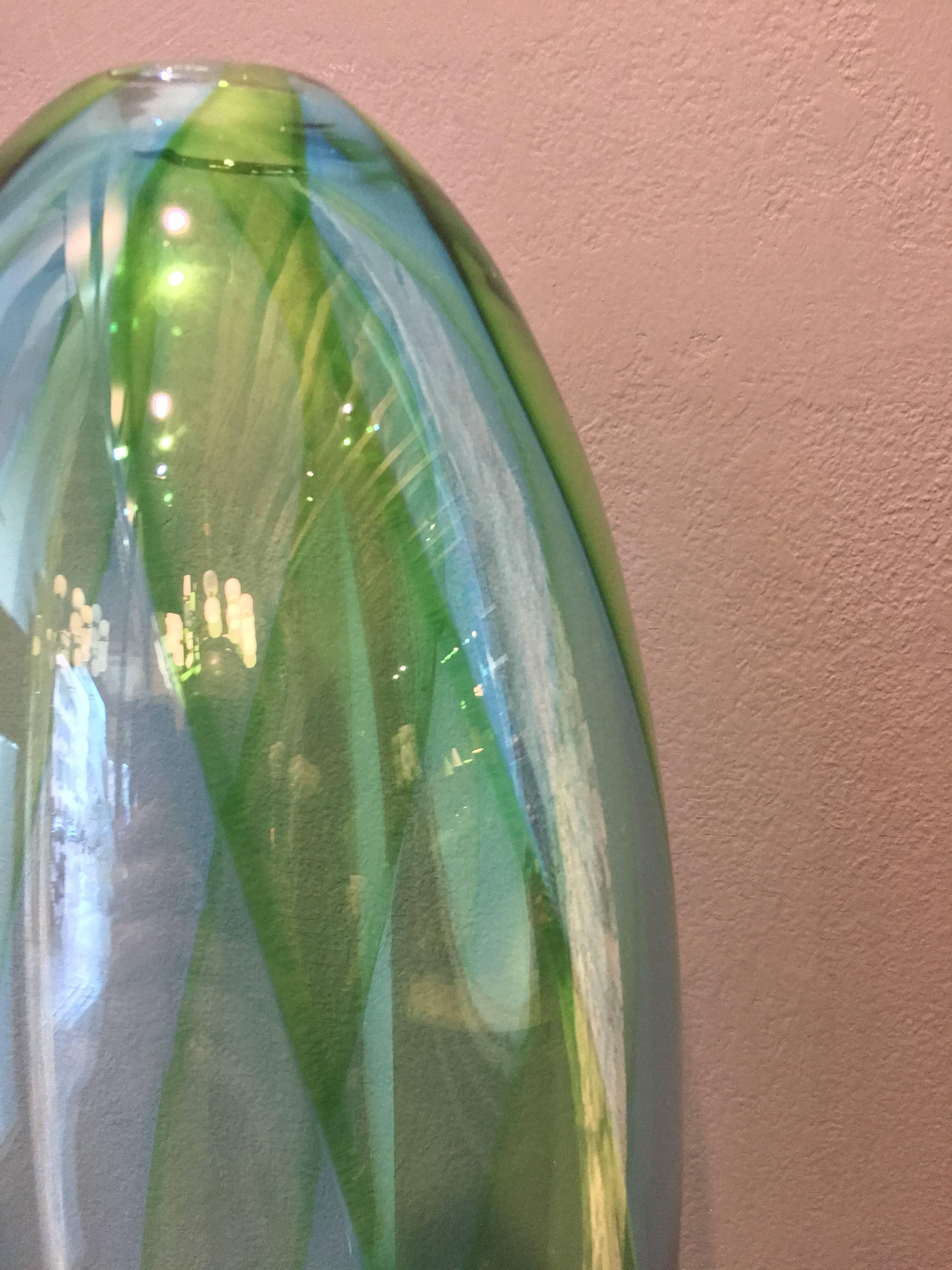 Formia Murano Venice Vintage Light Green Blue Blown Glass Vase, 20th Century For Sale 3