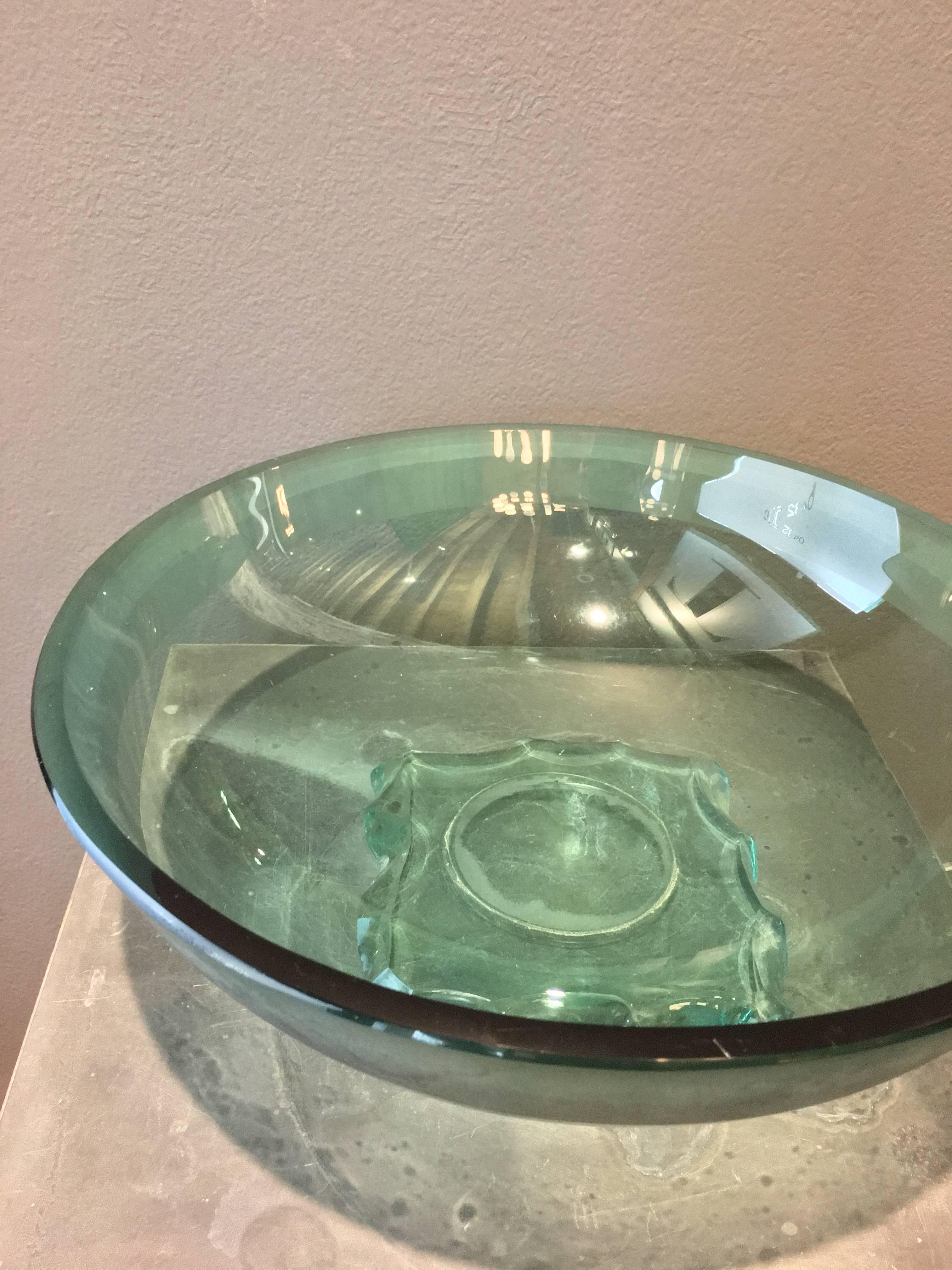 Fontana Arte Pietro Chiesa Green Glass Vintage Bowl, 20th Century In Good Condition For Sale In Udine, IT
