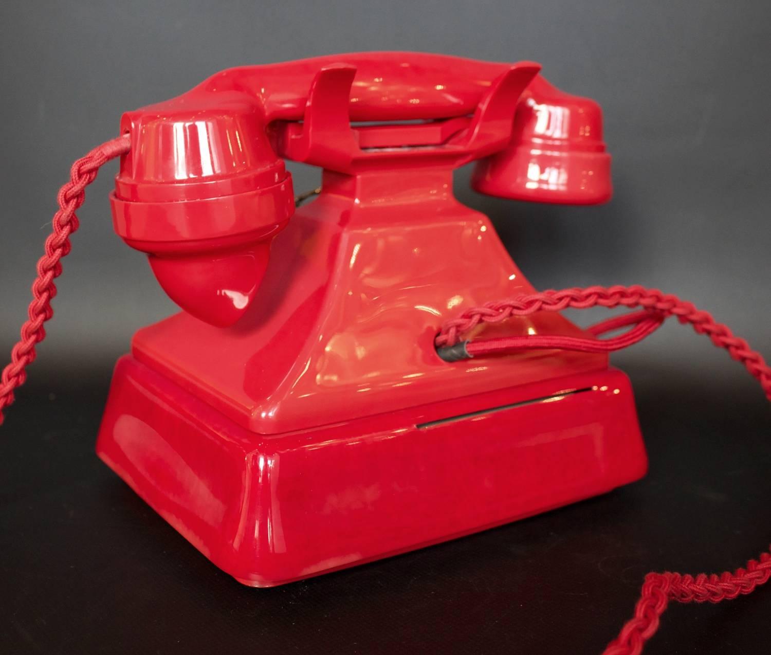 English Art Deco Bakelite Telephone