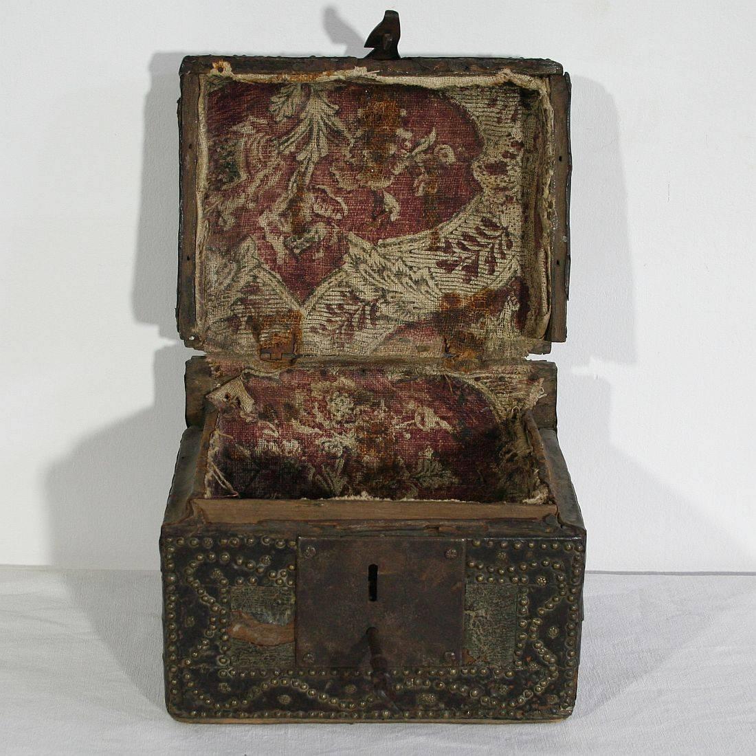 Small 17th Century, French Coffer/Box in Leather 1