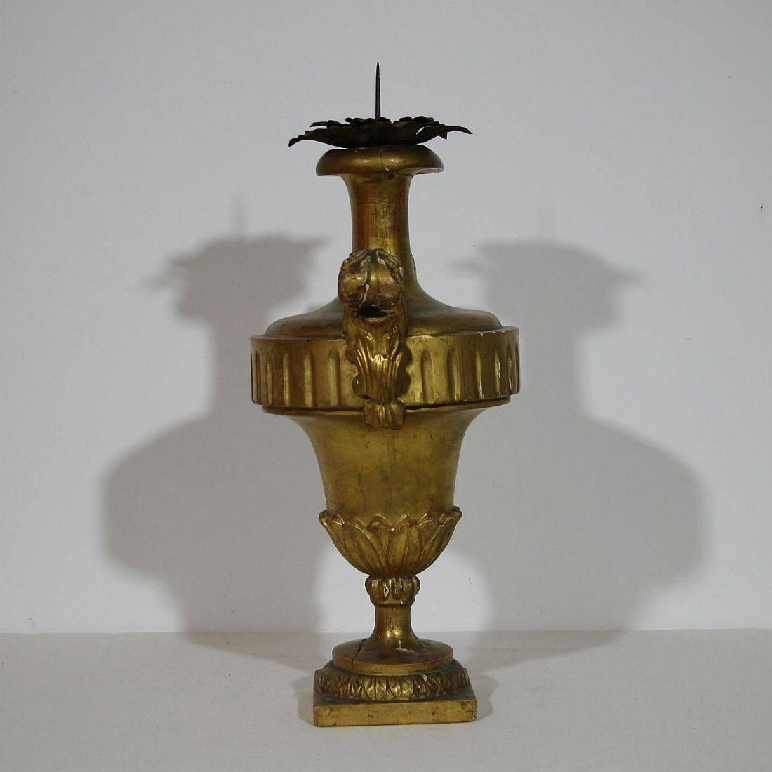 Large Early 19th Century Italian Neoclassical Carved Giltwood Candlestick In Fair Condition In Buisson, FR