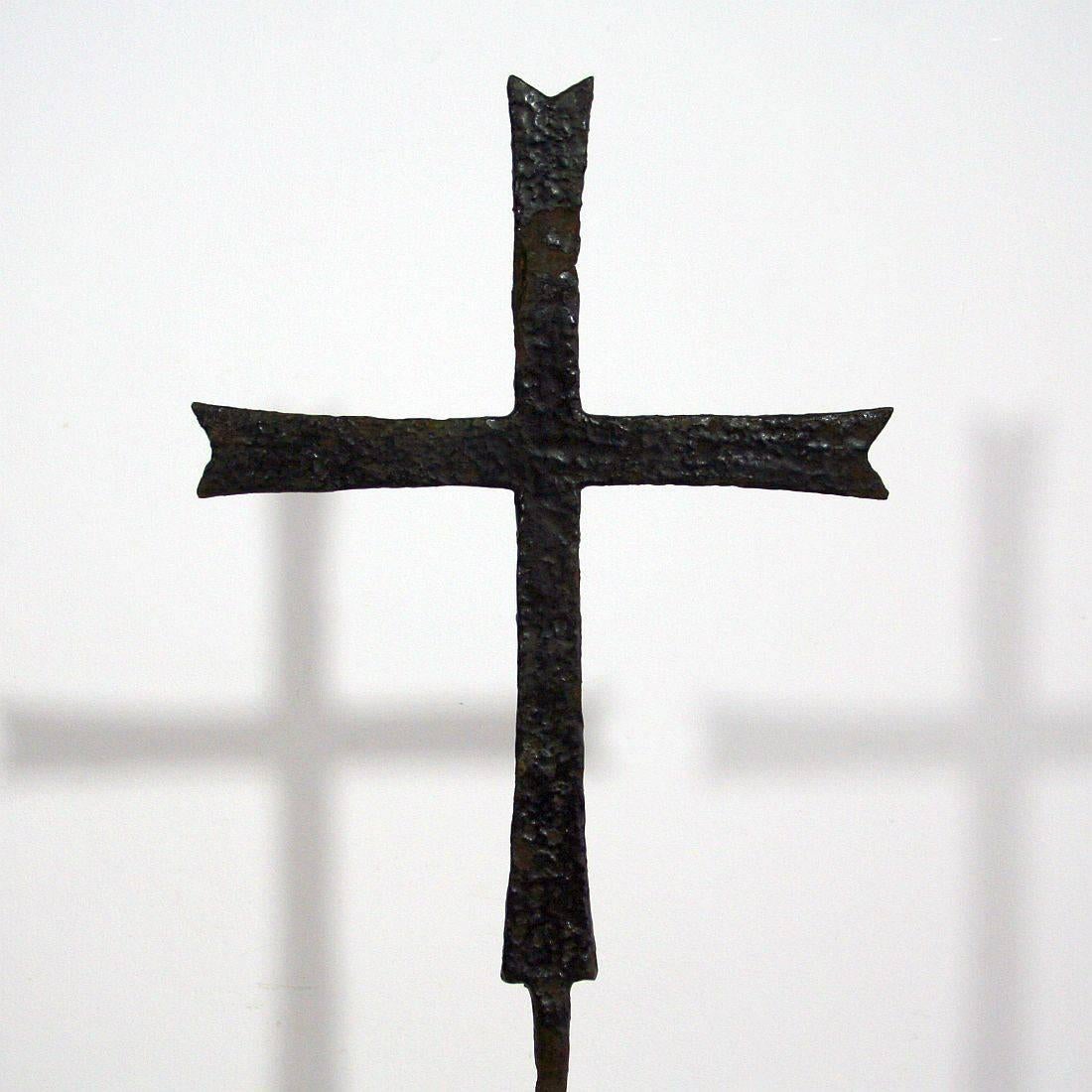18th Century and Earlier Pair of French 16th-17th Century Hand-Forged Iron Crosses