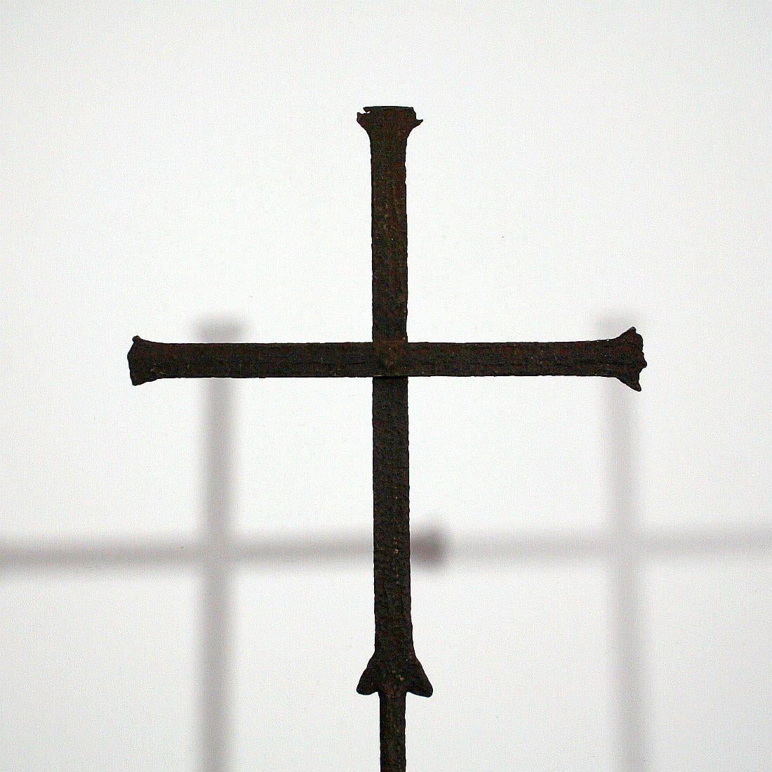 Pair of French 16th-17th Century Hand-Forged Iron Crosses 3