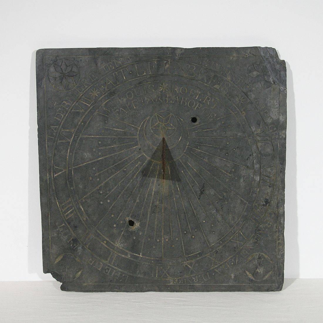 French Early 19th Century Engraved Slate Sundial, Dated 1814 In Good Condition In Buisson, FR