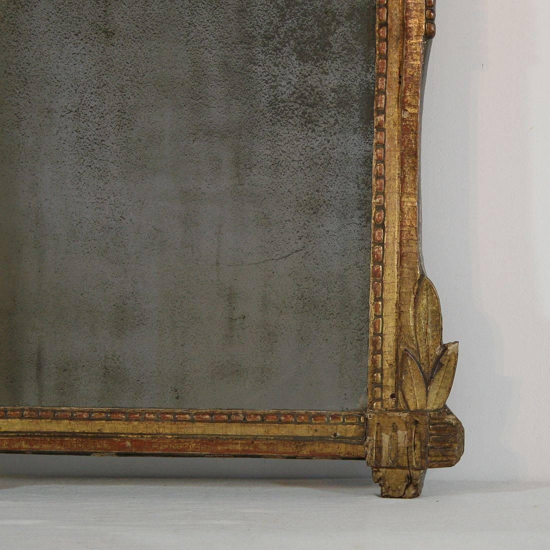 18th Century French Louis XVI Giltwood Mirror In Good Condition In Buisson, FR