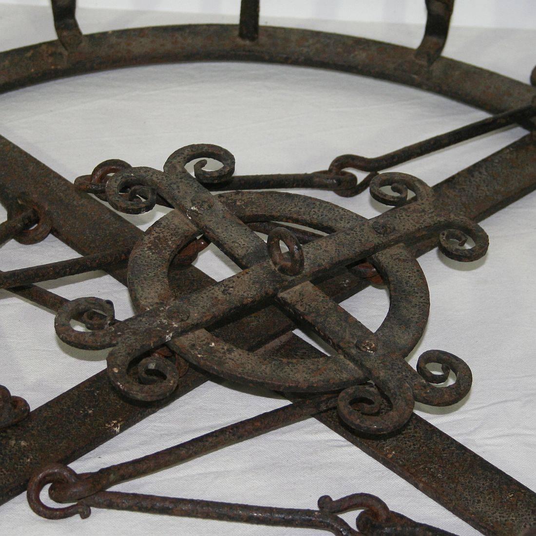 Spanish 17th-18th Century Hand-Forged Iron Chandelier 2
