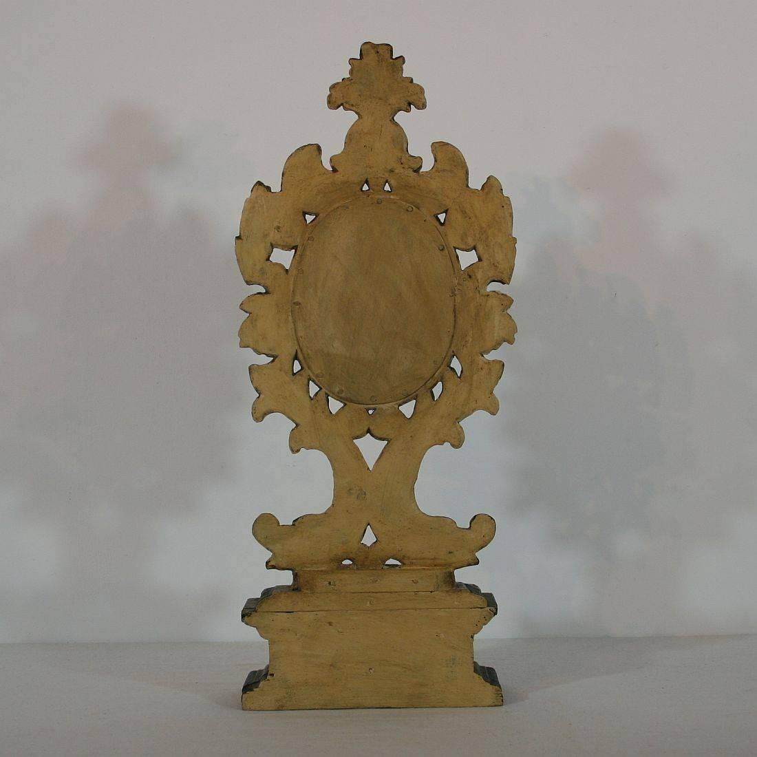 18th Century Italian Carved Baroque Mirror with Dolphins In Good Condition In Buisson, FR