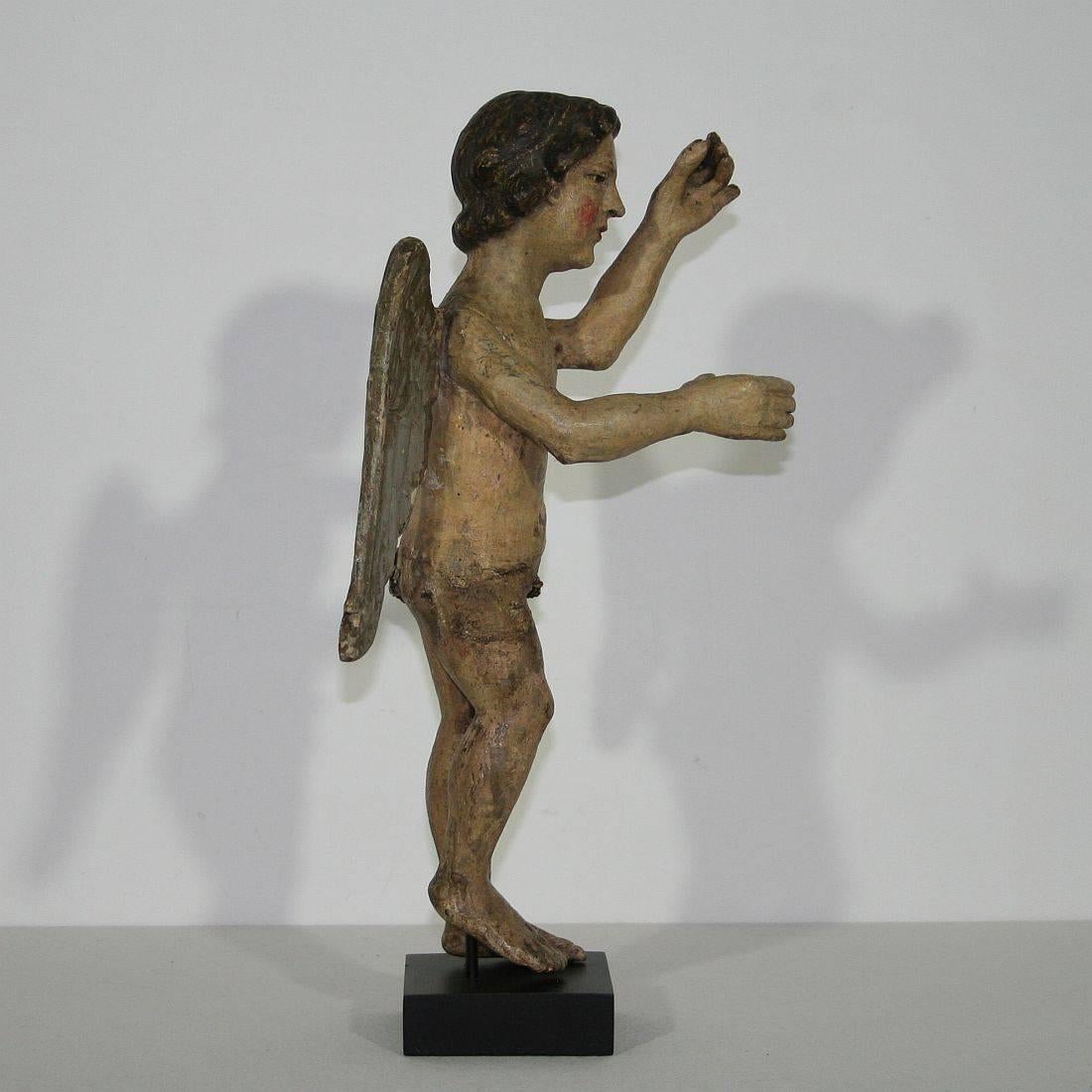 18th Century French Folk Art Baroque Carved Wooden Standing Angel In Fair Condition In Buisson, FR