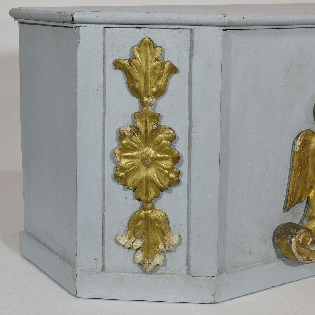 18th Century Italian Neoclassical Carved Wooden Altar For Sale 3