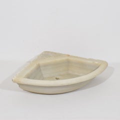 Italian White Marble 18th Century Water Basin or Sink