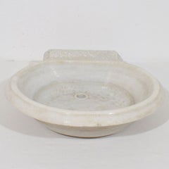 18th Century Antique Italian White Marble Wall-Mounted Sink Basin