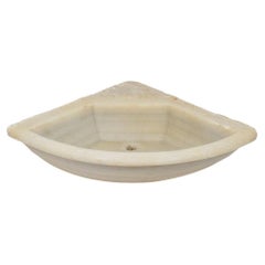 18th Century Italian White Marble Sculptural Corner Sink Basin