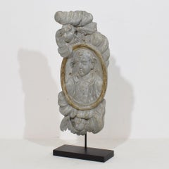 17th Century French Baroque Wood Medallion Panel with Putti