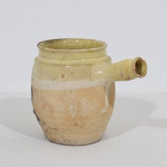 Poêlon, recipiente da cucina in terracotta smaltata gialla, Francia, XIX secolo