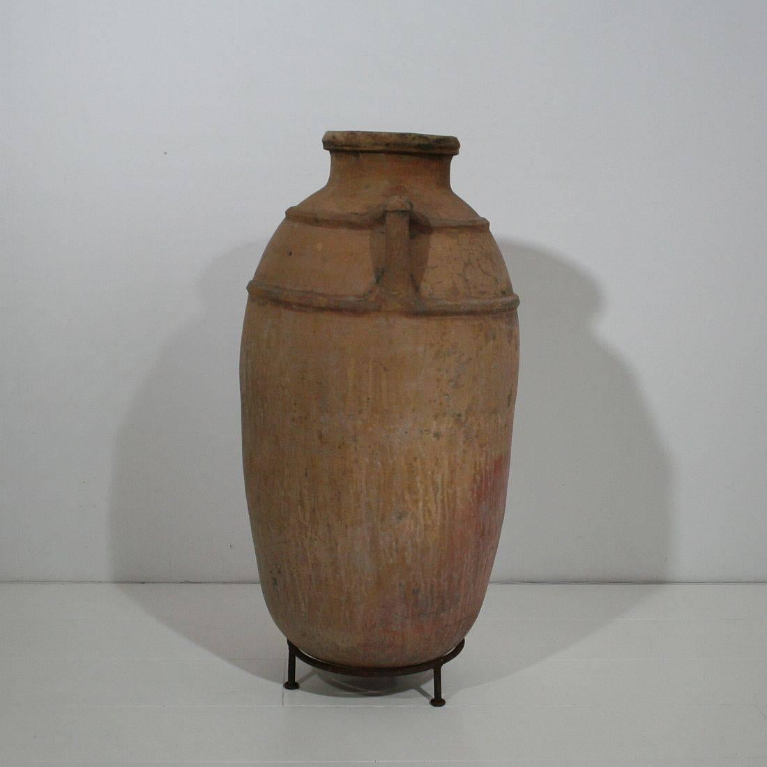 Large 19th Century Moroccan Terracotta Oil Jar In Good Condition In Buisson, FR