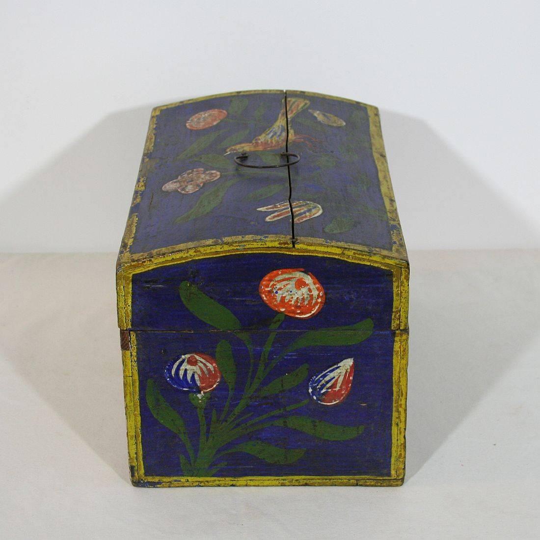 19th Century French Folk Art Weddingbox from Normandy with a Bird 1
