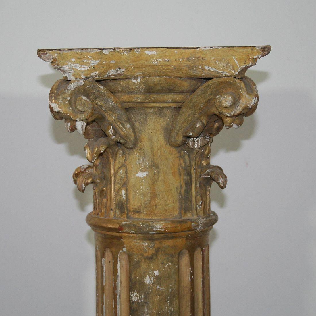 Early 19th Century Italian Neoclassical Giltwood Columns 3