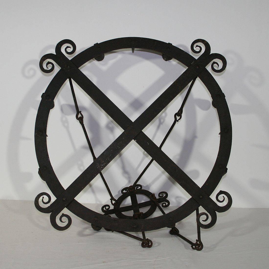 Spanish 17th-18th Century Hand-Forged Iron Chandelier 6