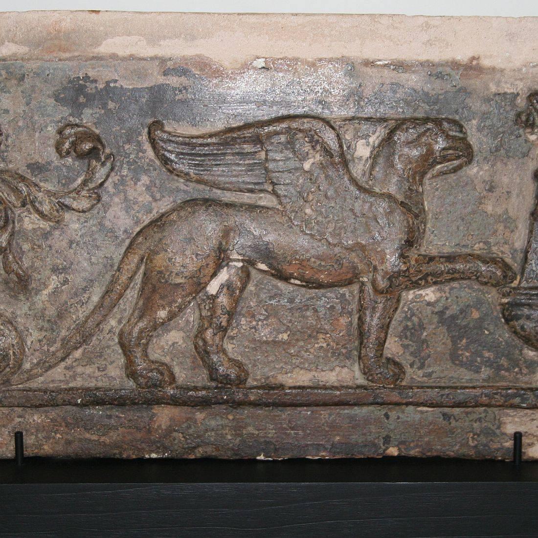 French 18th Century Terracotta Panel with a Griffin In Fair Condition In Buisson, FR