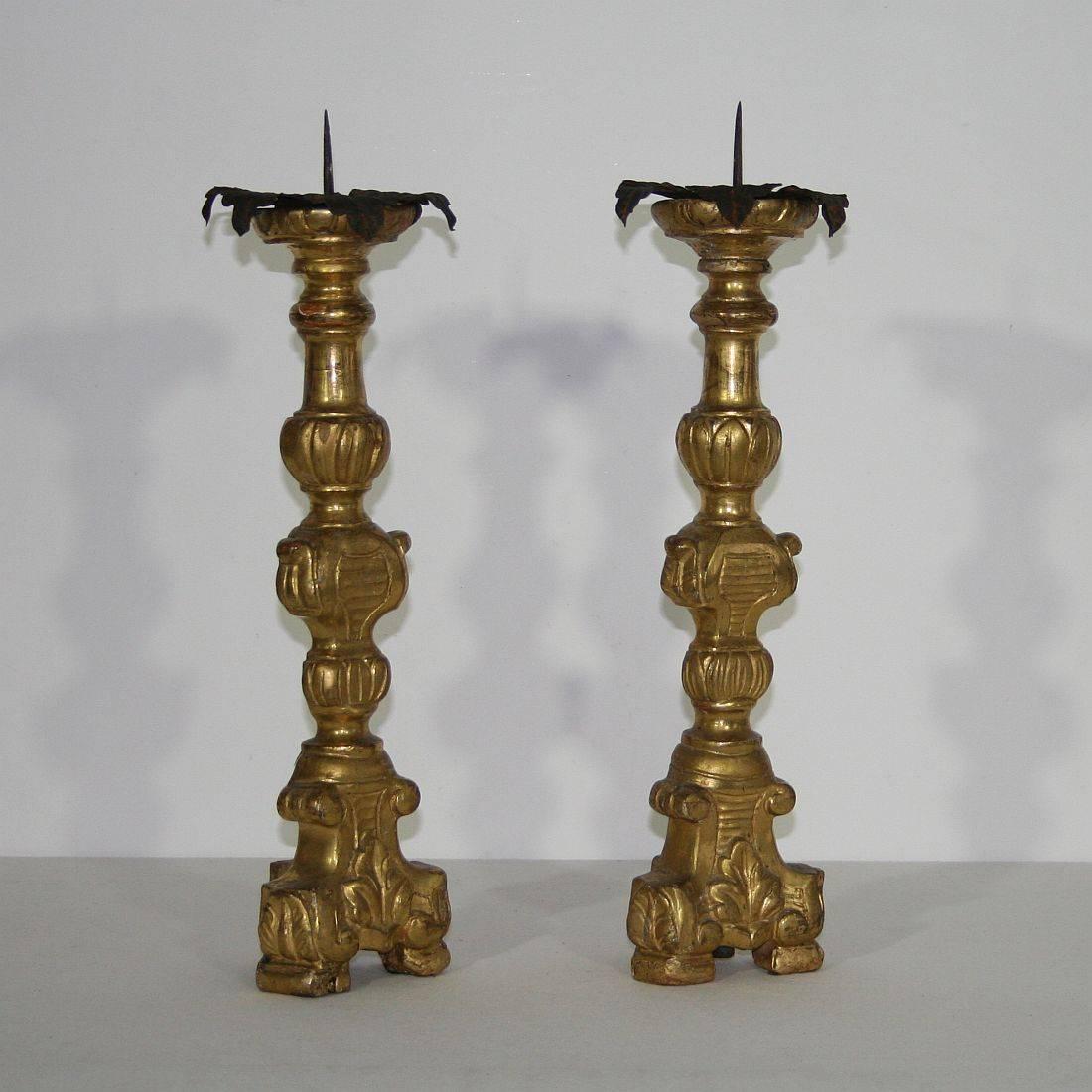 18th Century, Italian Baroque Giltwood Candlesticks In Fair Condition In Buisson, FR