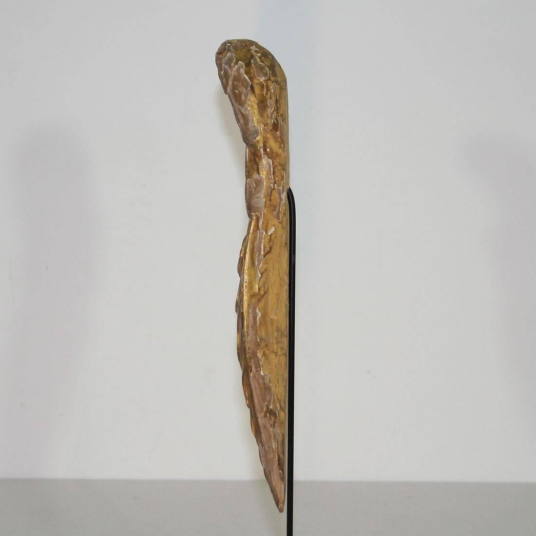 18th Century, Italian Carved Wooden Wing of a Baroque Angel In Good Condition In Buisson, FR