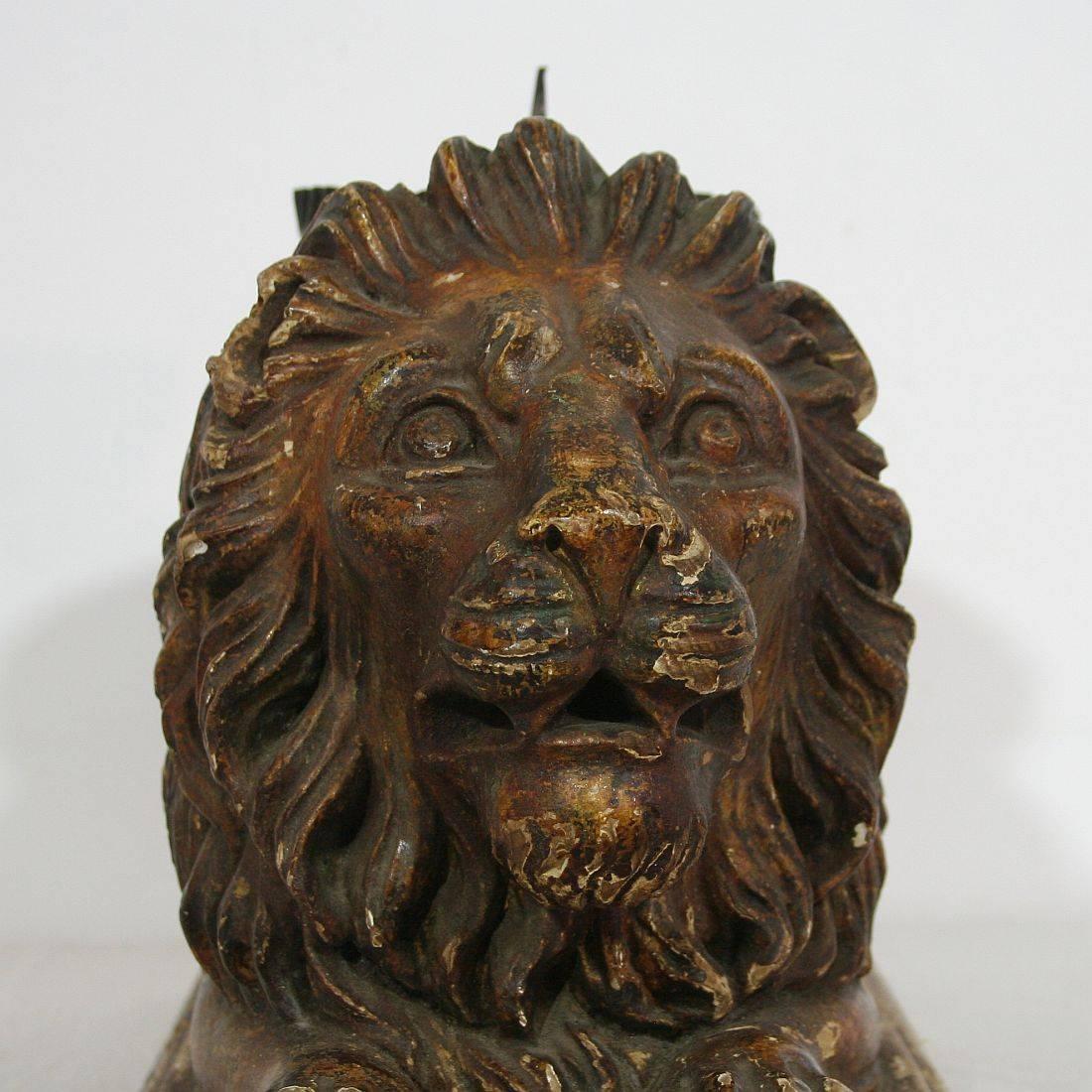 Italian 18th Century Baroque Carved Wooden Lion with Candle-Holder 3