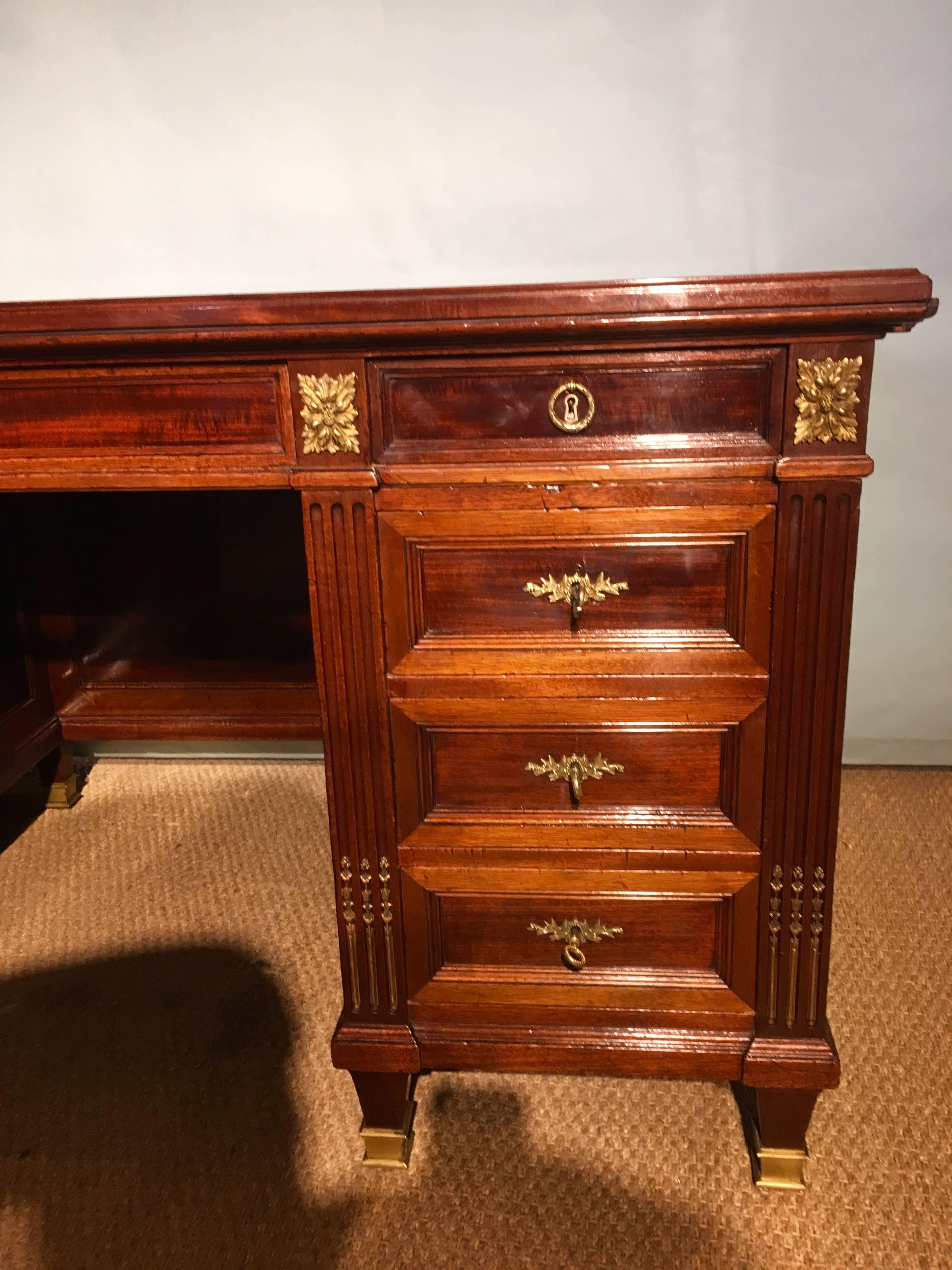 Good quality 19th century mahogany and ormolu-mounted pedestal desk, Purchased direct from an apartment in Paris 
 

French, circa 1870s from the Napoleon III period , constructed from solid mahogany over an oak frame, with original leather
