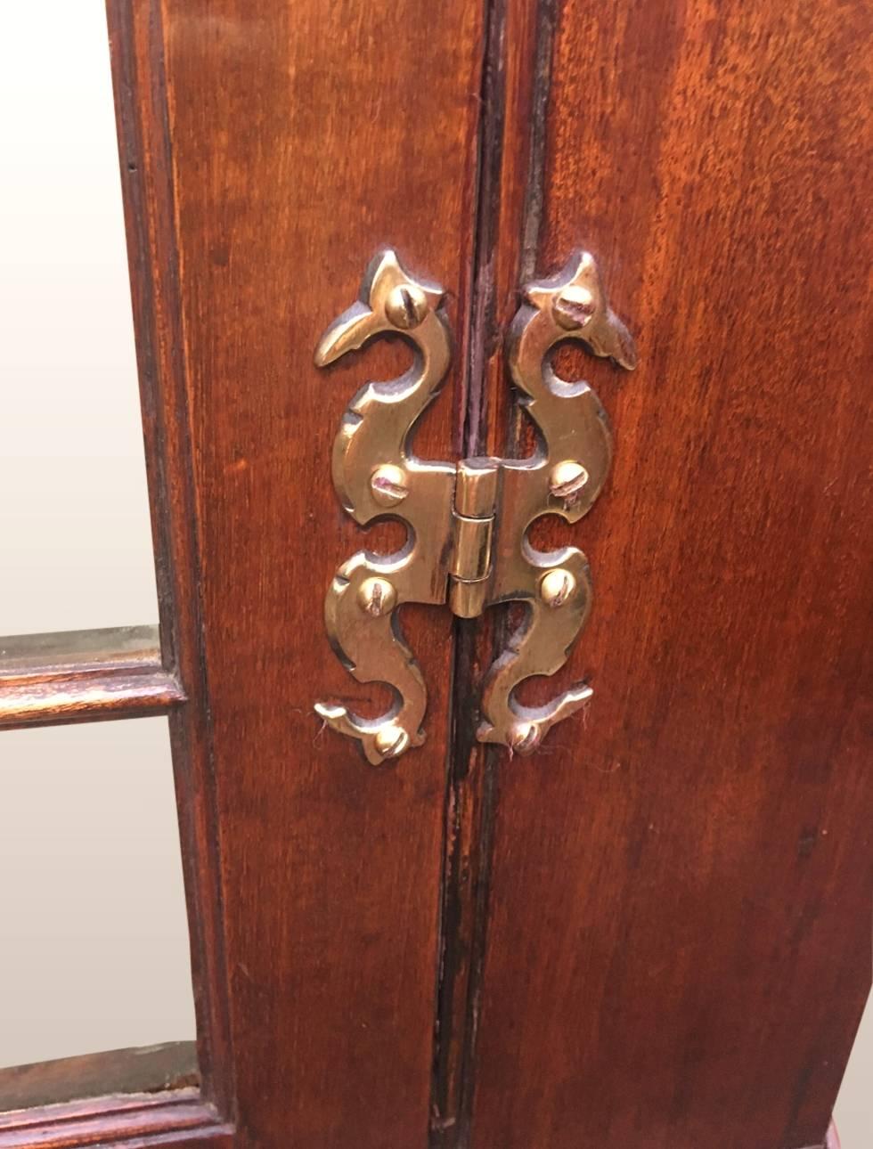 Hand-Crafted Corner Cupboard, English, circa 1800, Mahogany