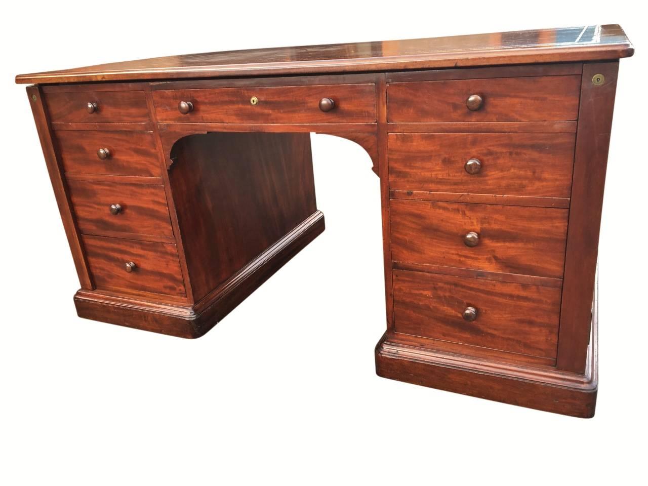 Hand-Crafted 19th Century Mahogany  Partners Desk by  Gillow. circa 1830