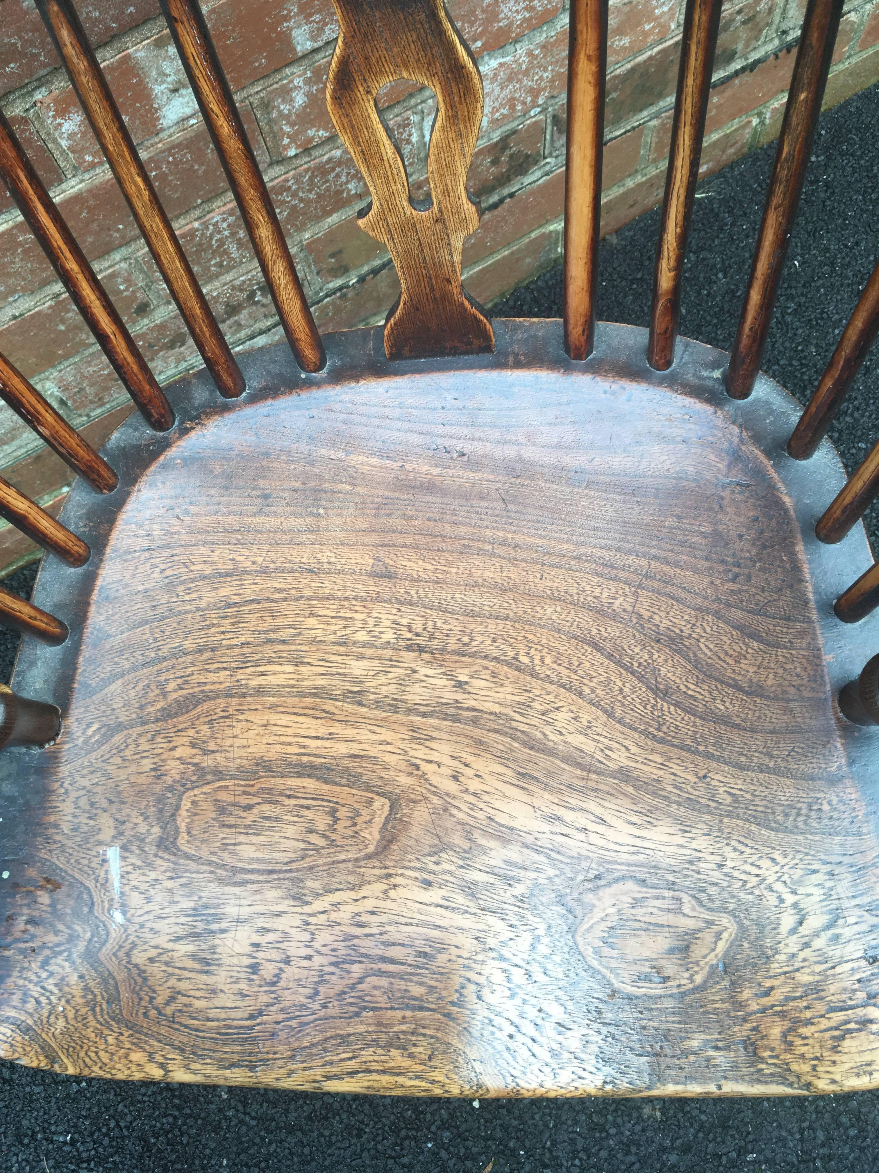 Mid-19th Century Elm Windsor Chair, Rockley Maker