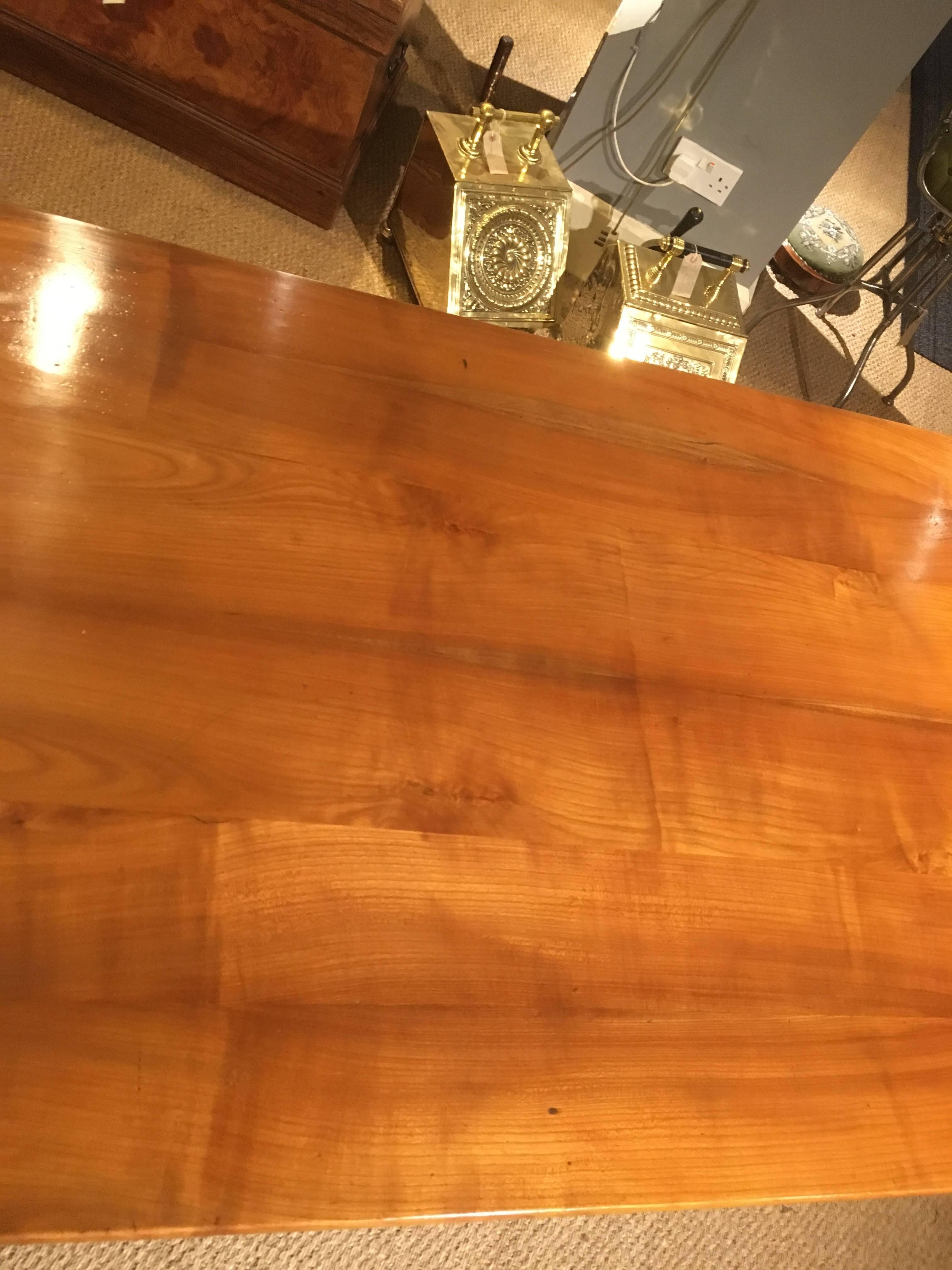 French Farmhouse Table Cherrywood  In Good Condition In Honiton, Devon