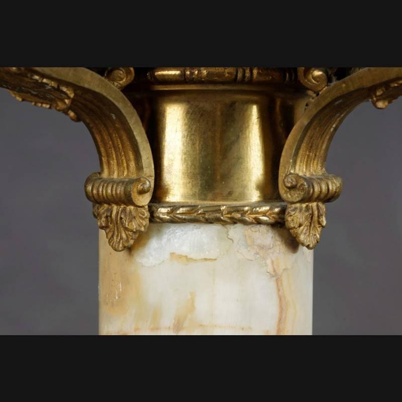 Français Colonne en marbre onyx de style Napoléon III du 19ème siècle en vente