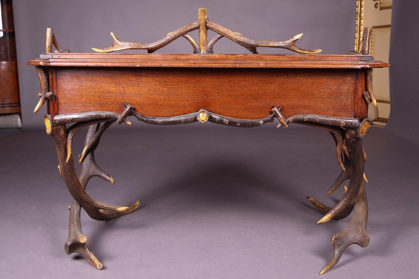 Mid-19th Century Historicism Style Antler Desk with Leather Plate 5