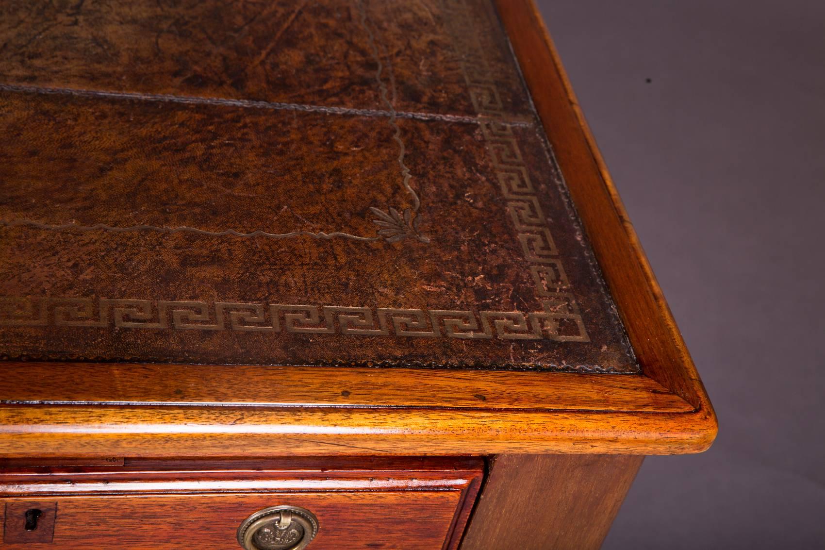 19th Century Victorian English Partner Desk Column Shaped Legs Writing Table 2