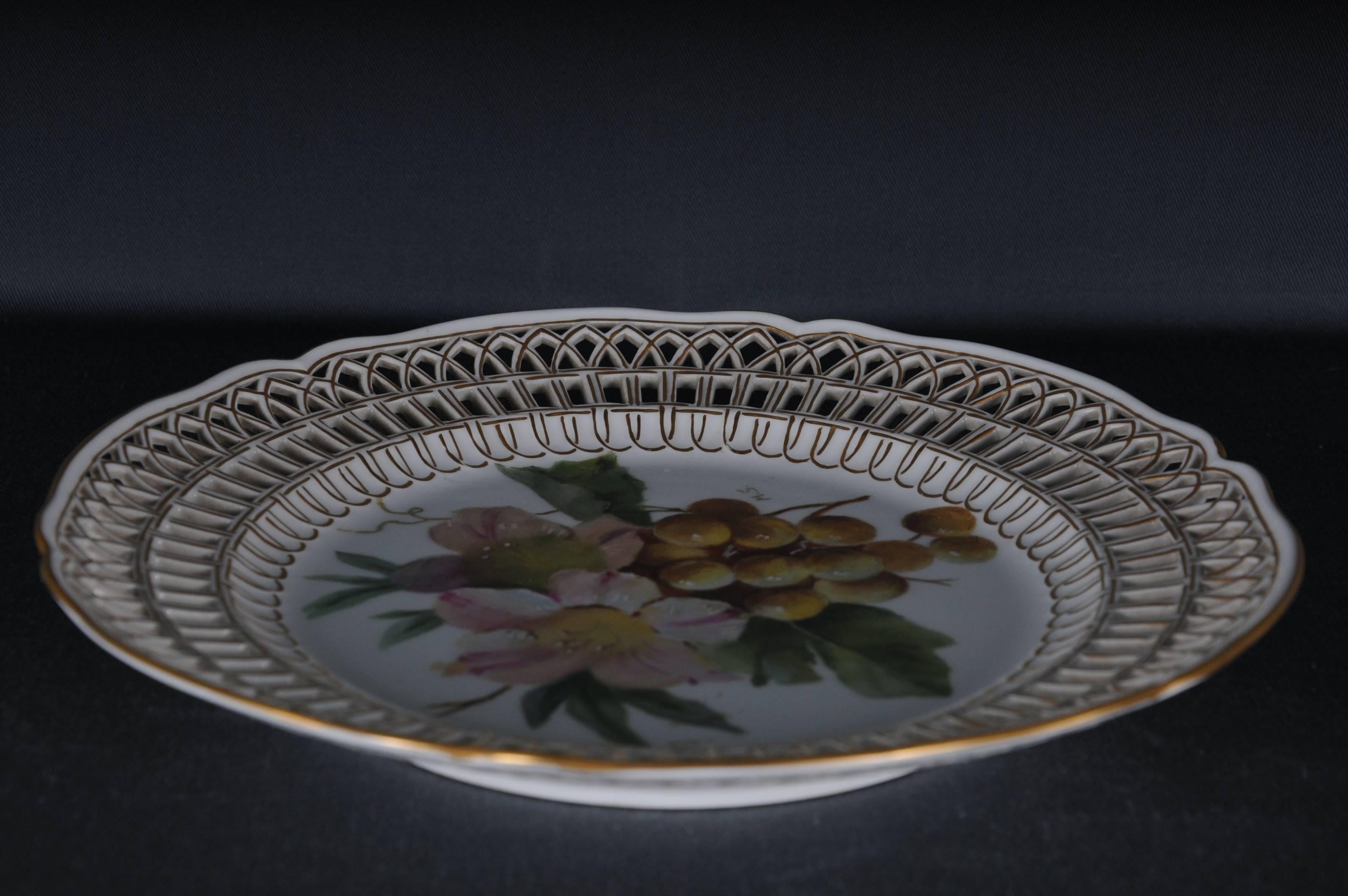Porcelain 19th Century KPM Berlin Decorating Plate, Soft Paste Painting No.2