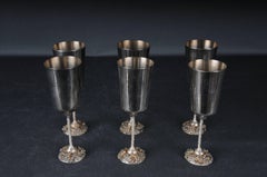 6 High-Quality Silver Spain Chalice Cup Miniature plastic grapes & leaves