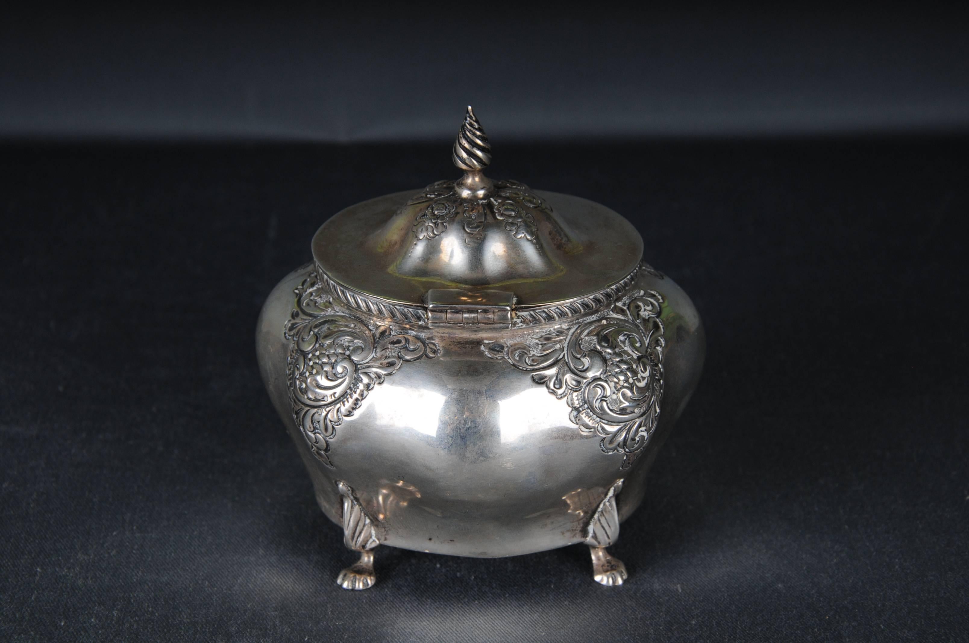 Antique Sterling Silver England Sugar bowls Box 925 chester William Neale In Good Condition For Sale In Berlin, DE