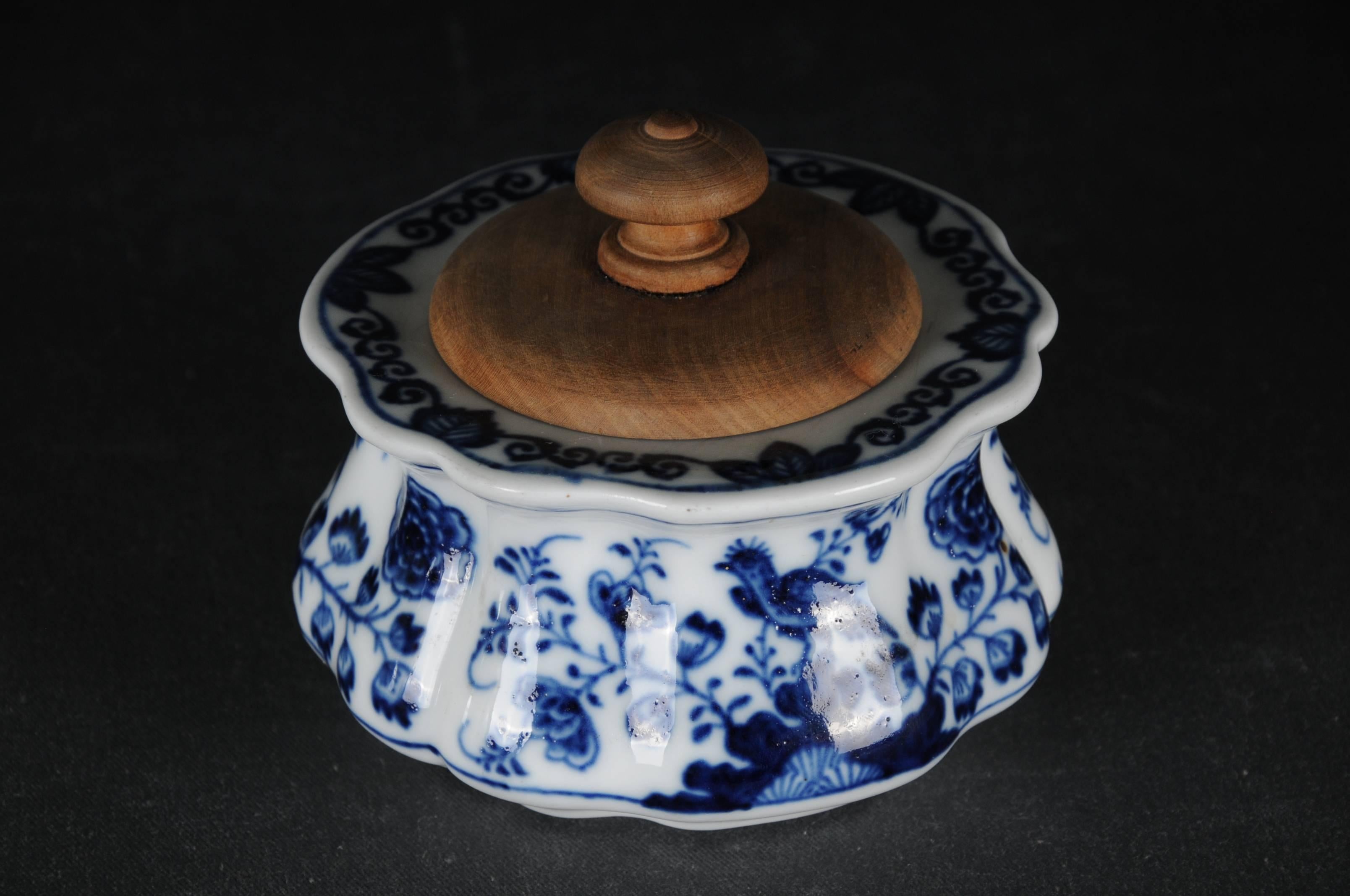 Meissener Tintenbecher aus dem 18. Jahrhundert in blauem Gemälde, um 1750 im Angebot 1