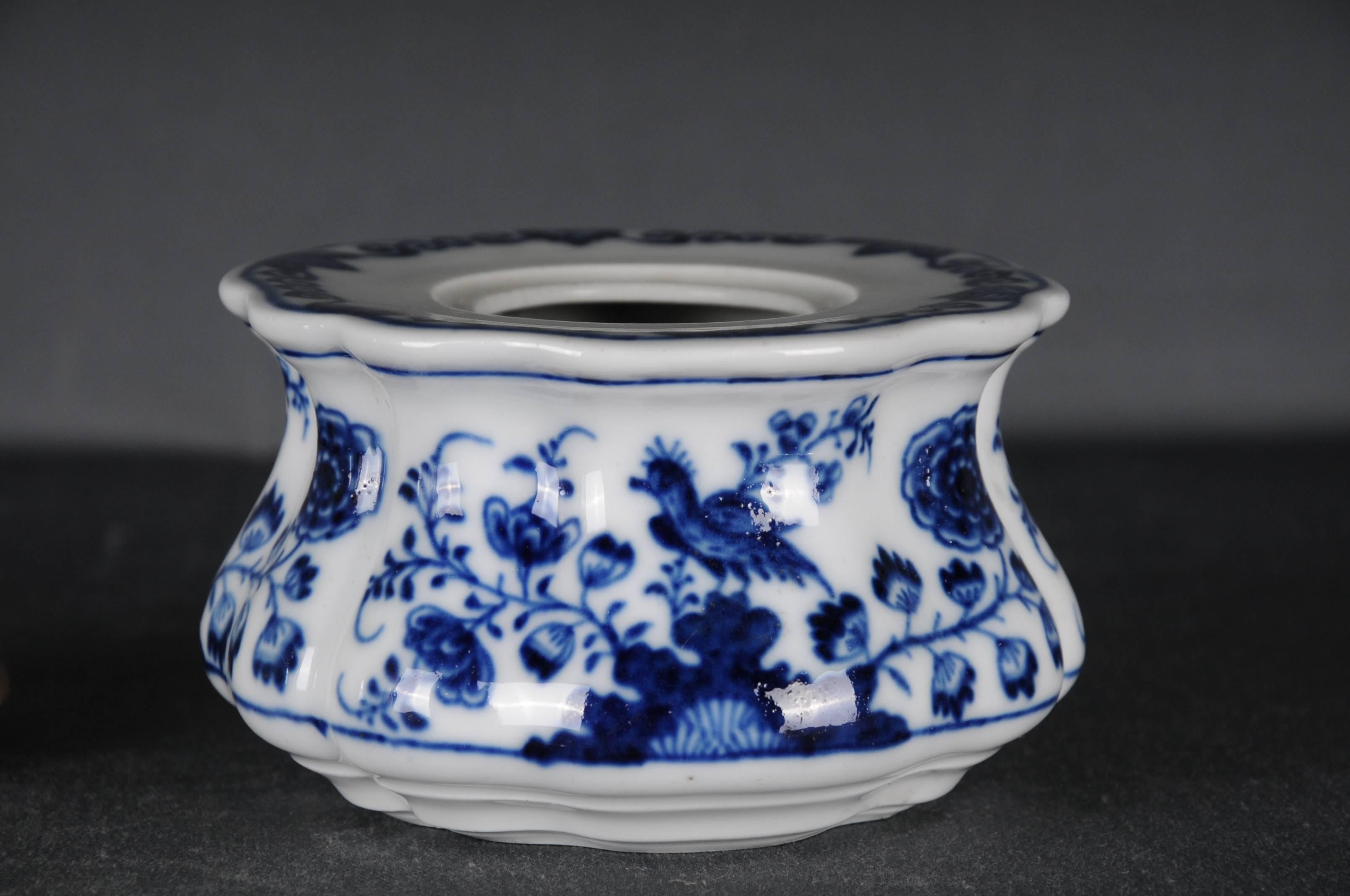 Meissener Tintenbecher aus dem 18. Jahrhundert in blauem Gemälde, um 1750 im Angebot 3