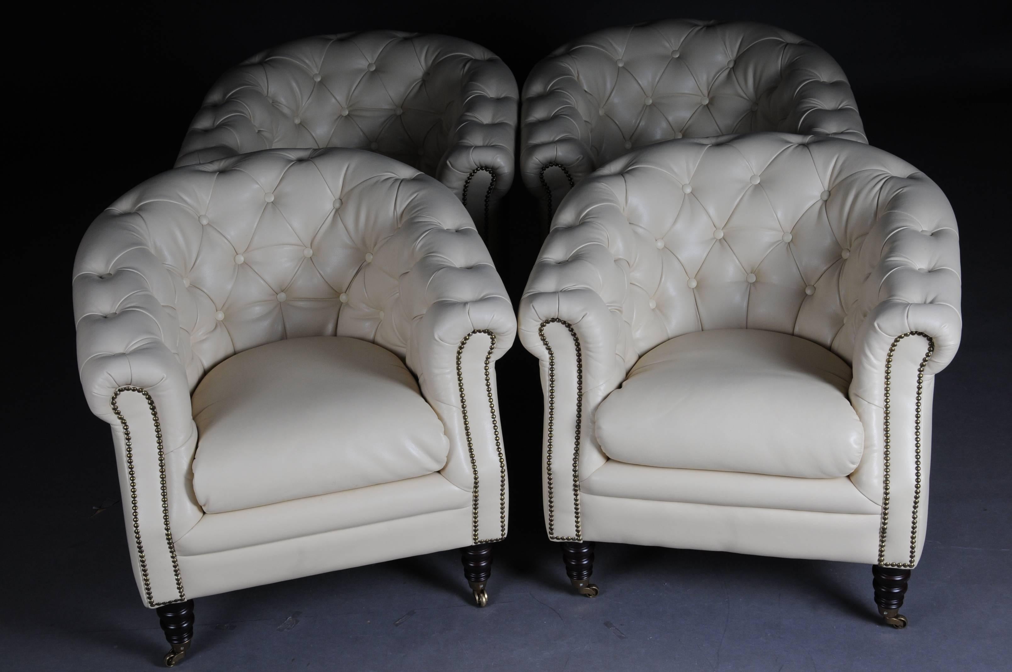 Set of 2 Chesterfield Club Armchairs, Lounge Armchairs, Italy 3