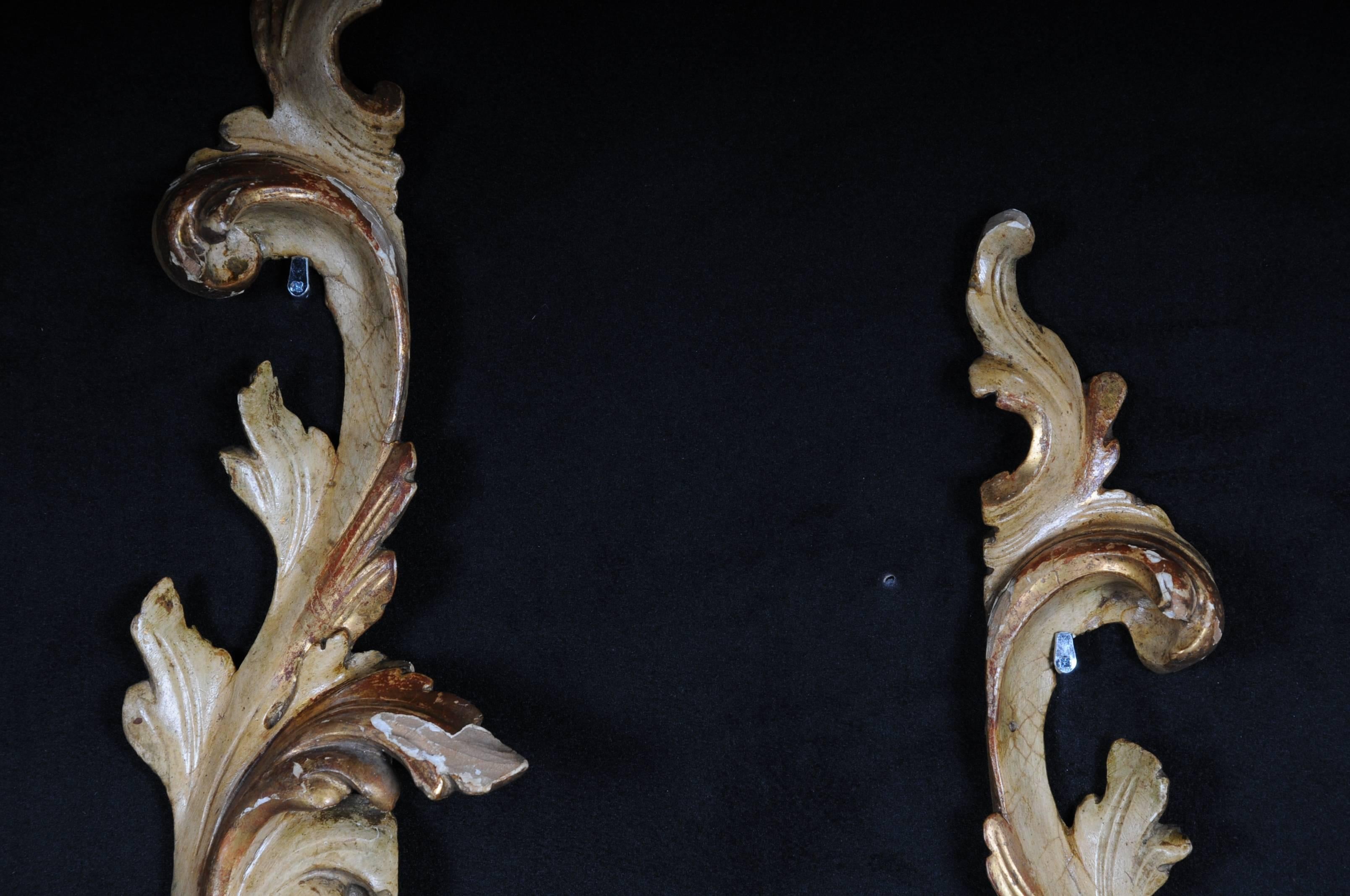 Barocke Ornamente Elemente aus vergoldetem Holz aus dem 18. Jahrhundert im Zustand „Gut“ im Angebot in Berlin, DE