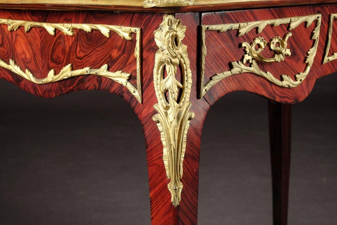 Doré Bureau plat Napoléon III du 19ème siècle pour femmes en vente