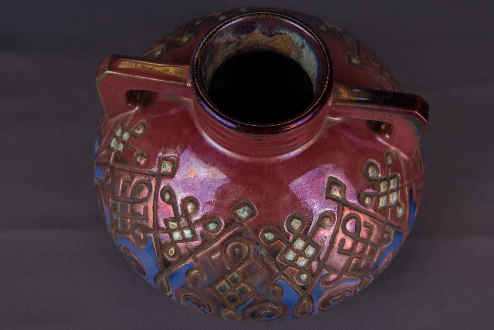 19th Century Art Nouveau Ceramic Vase For Sale 1