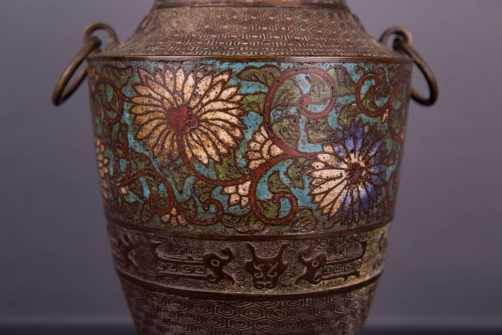 20th Century Antique Chinese Cloisonné Bronze Vase In Good Condition In Berlin, DE
