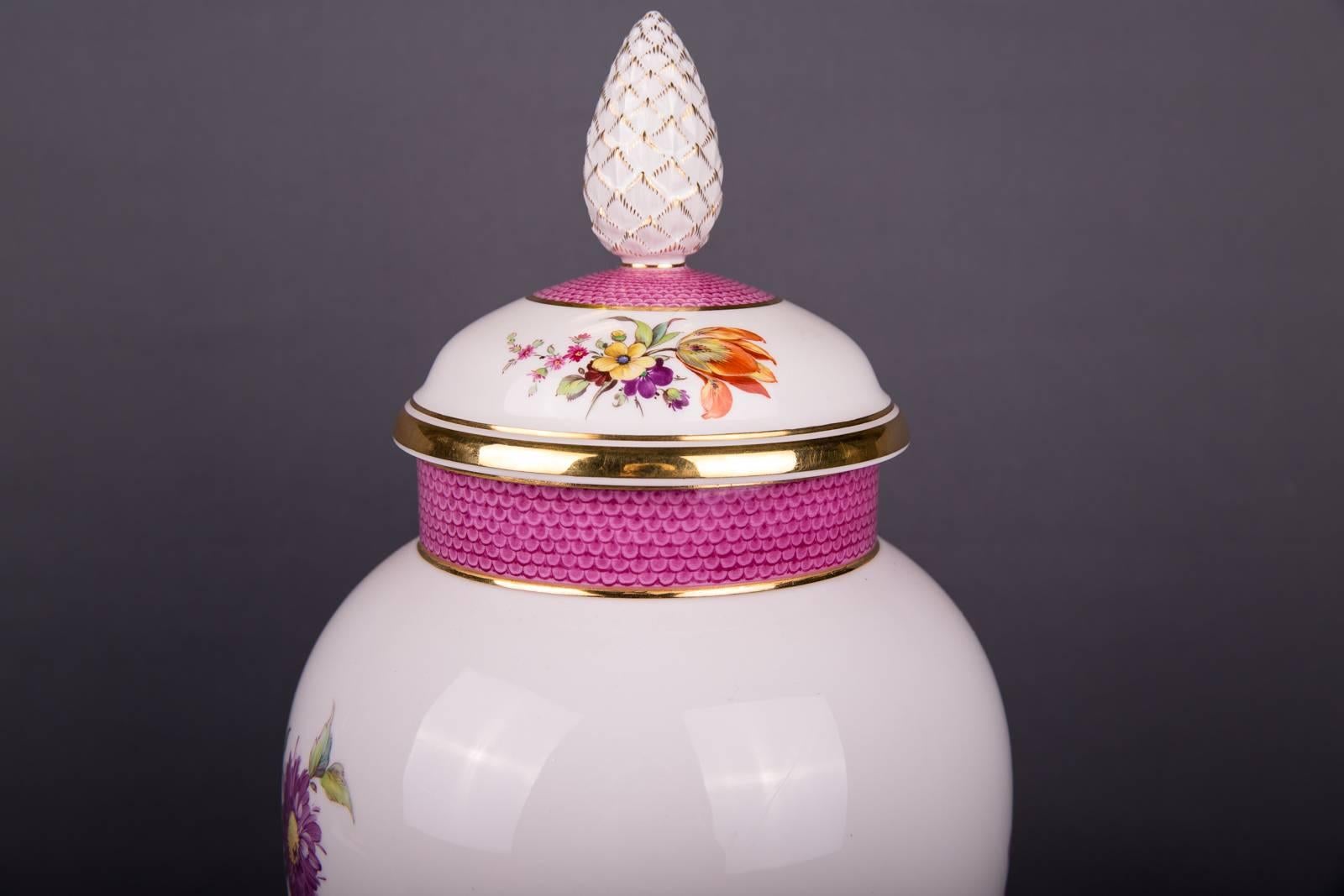 Vase pot-pourri KPM Berlin du 20ème siècle Breslauer Stadtschloss en vente 1