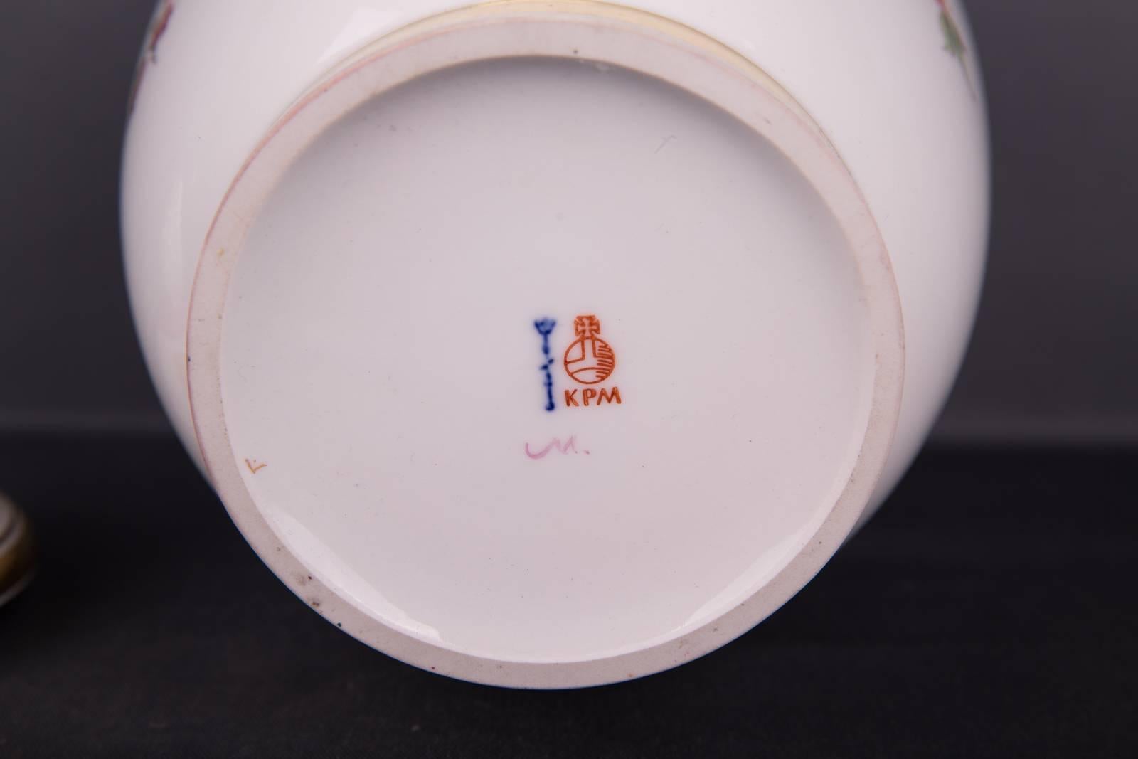 Vase pot-pourri KPM Berlin du 20ème siècle Breslauer Stadtschloss en vente 5