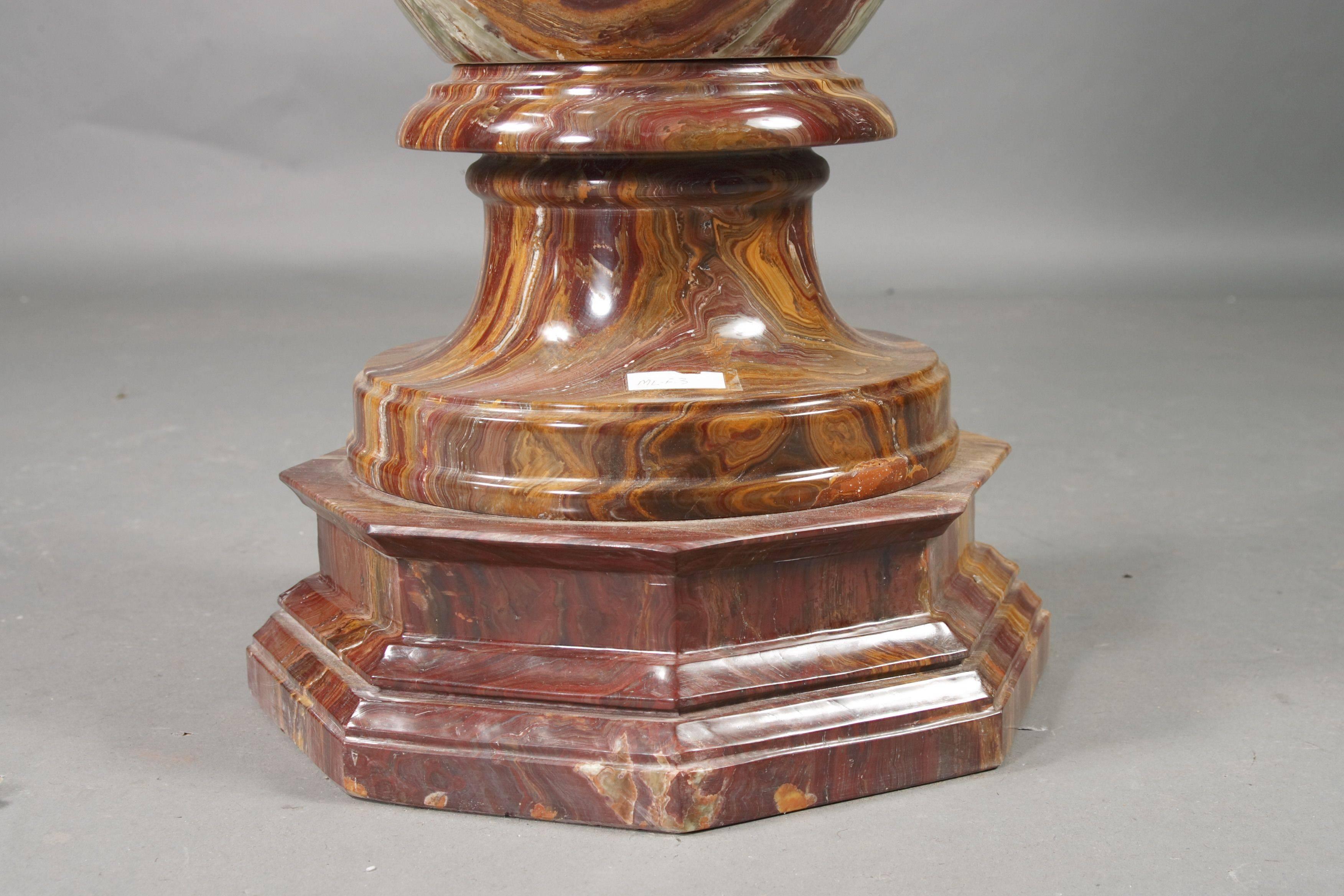 20th Century Classicist Style in Red-Onyx Marble Crater Vase In Good Condition In Berlin, DE
