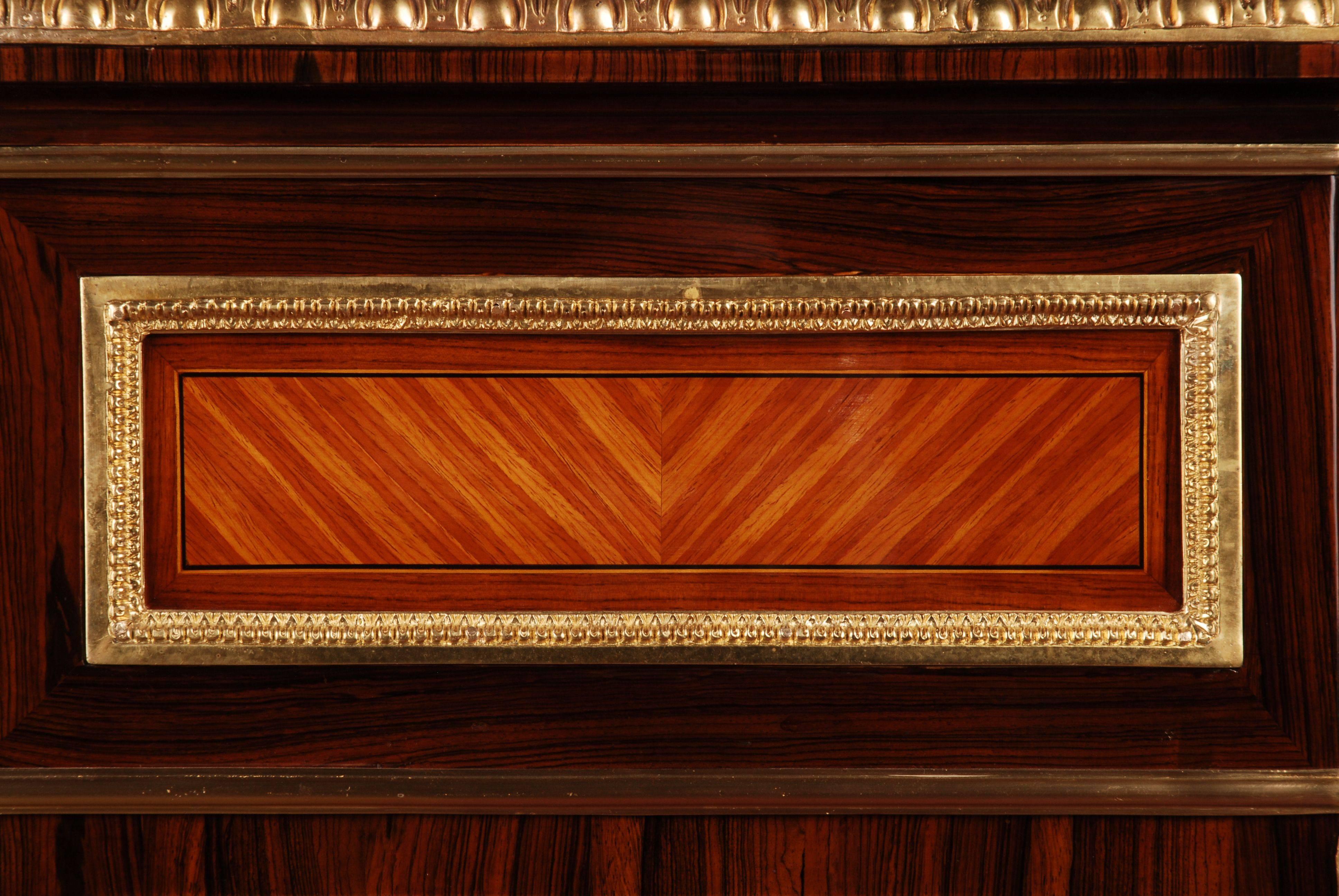 20th Century Commode/Console after Jean Henri Riesener, gold For Sale 1